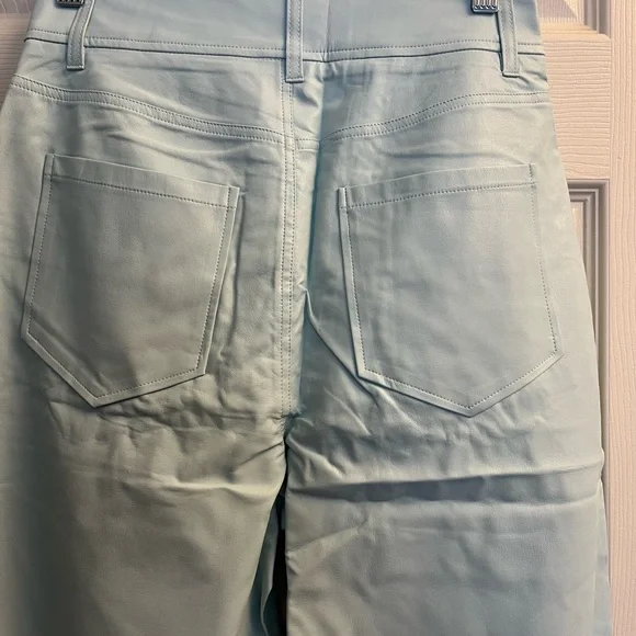 VENUS Women’s Soft Blue Faux Leather Wideleg Pants New Size 2 - Picture 4 of 5